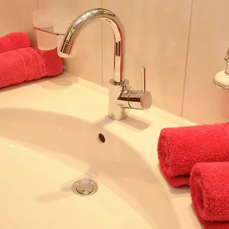 Valnova / Barga Apartment *